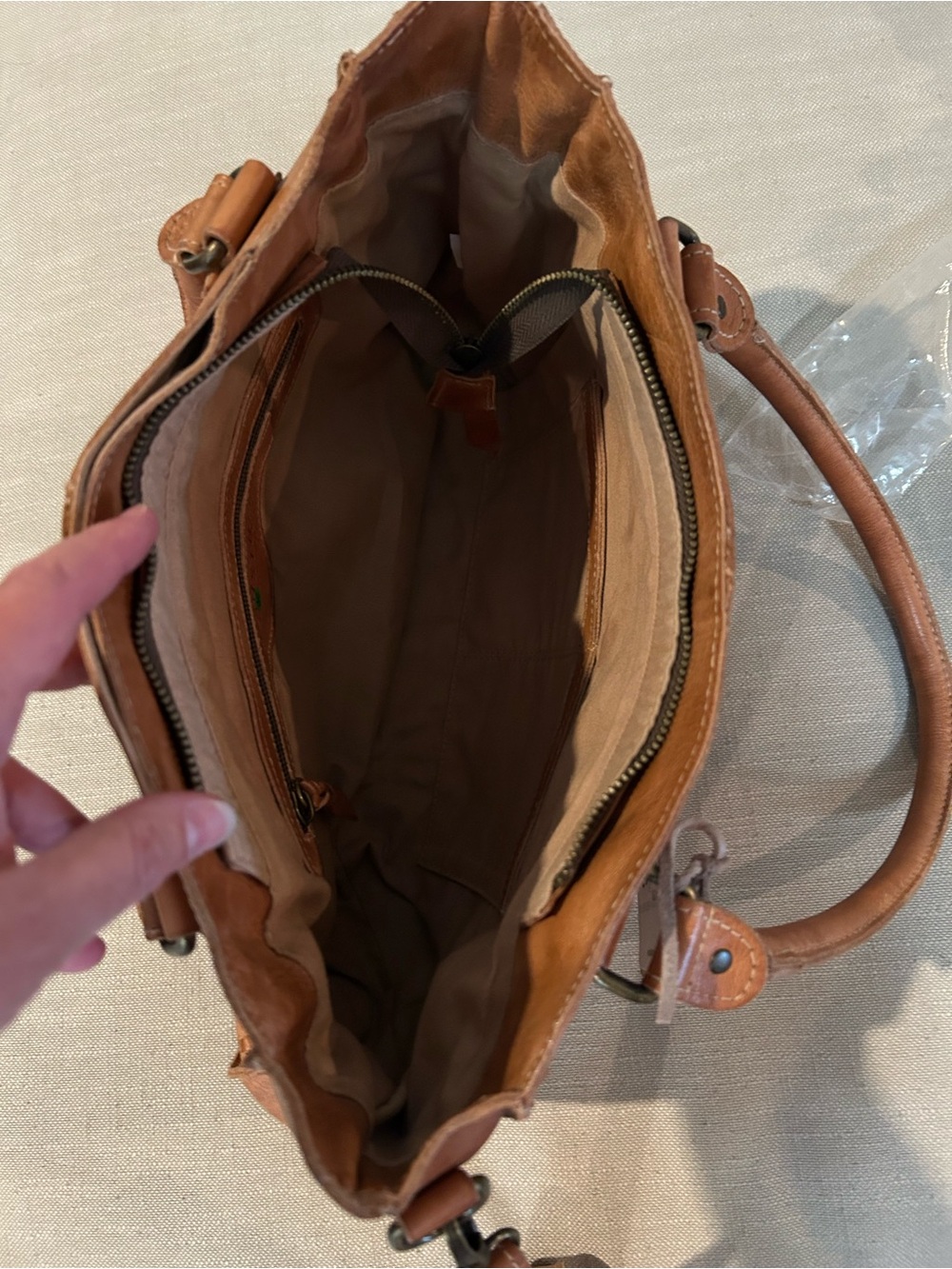 BED|STU Tan Rustic Rockababy Leather Shoulder Tote - Picture 3 of 8